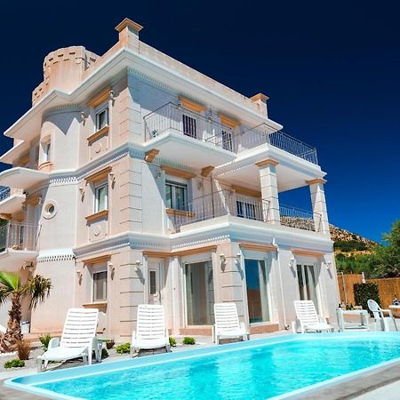 Stratos Palace Elia  Exterior photo