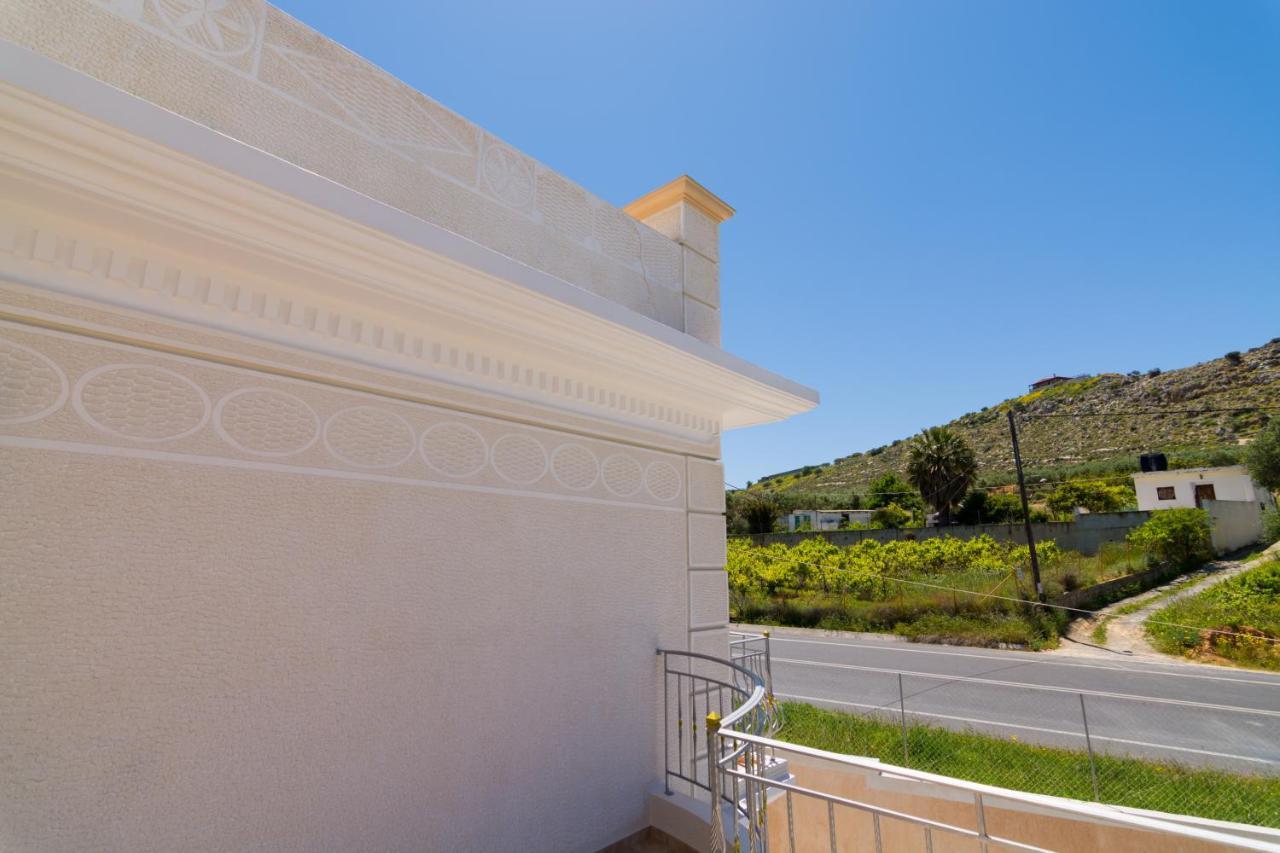 Stratos Palace Elia  Exterior photo